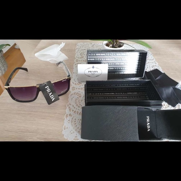 Prada glasses - Picture 1 of 3